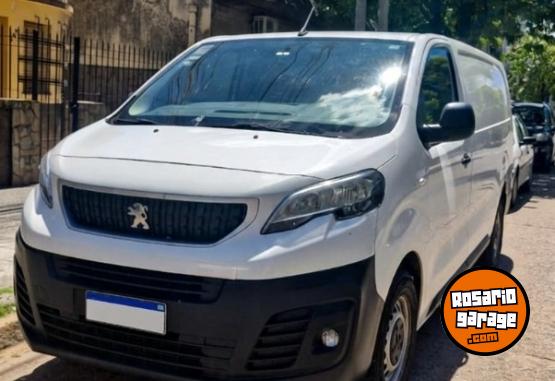 Utilitarios - Peugeot Expert 2019 Diesel 109300Km - En Venta