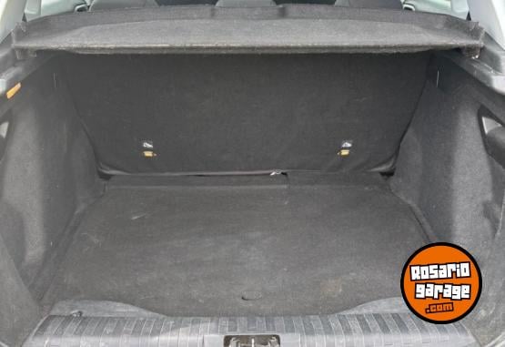 Autos - Peugeot 2008 - ALLURE 2018 Nafta 118500Km - En Venta