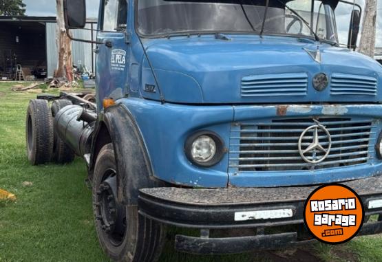 Camiones y Grúas - Mercedes 1517 - En Venta