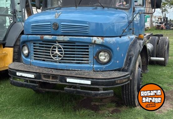 Camiones y Grúas - Mercedes 1517 - En Venta
