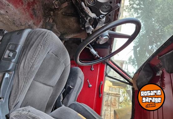 Camiones y Grúas - Chevrolet motor mb 1114 - En Venta