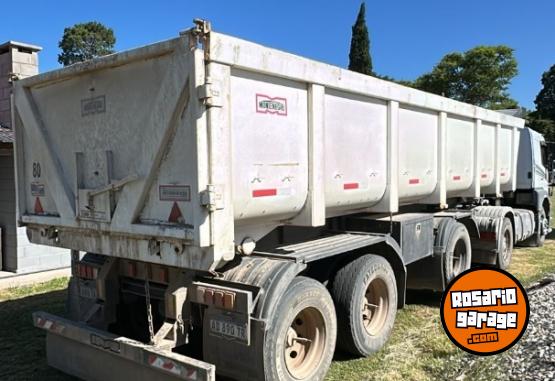 Camiones y Gr�as - Semirremolque batea - En Venta