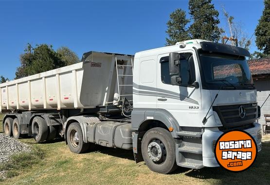 Camiones y Gr�as - Semirremolque batea - En Venta