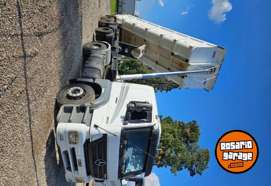 Camiones y Gr�as - Semirremolque batea - En Venta