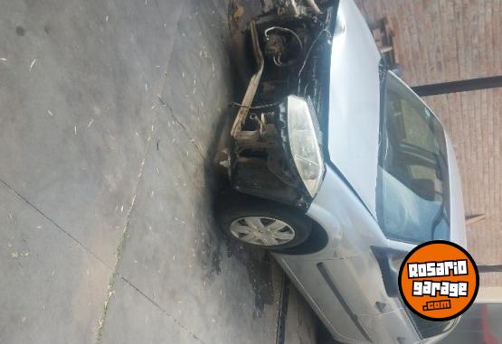 Autos - Renault Megane 2 2006 GNC 280000Km - En Venta