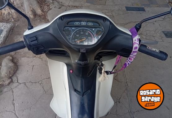 Motos - Honda Wave 2014 Nafta 28500Km - En Venta