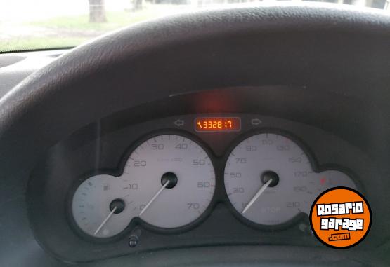 Utilitarios - Peugeot Partner 2012 Diesel 332000Km - En Venta