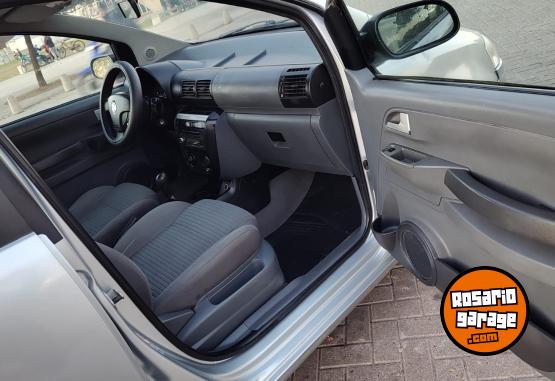 Autos - Volkswagen Suran 2009 Nafta 190000Km - En Venta