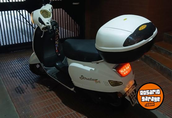 Motos - Motomel Strato Euro 150cc 2013 Nafta 16000Km - En Venta