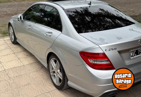 Autos - Mercedes Benz C250 2013 Nafta 100000Km - En Venta