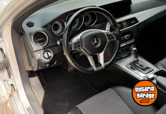 Autos - Mercedes Benz C250 2013 Nafta 100000Km - En Venta