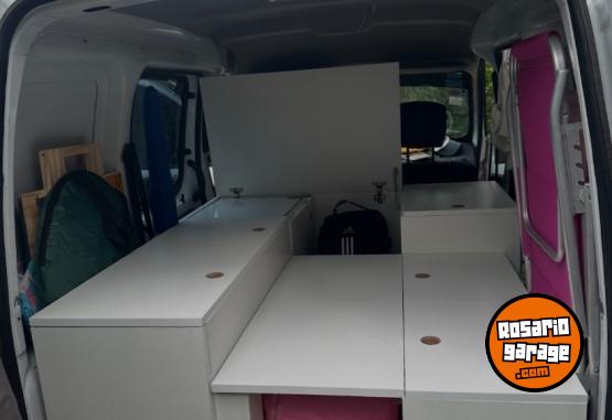 Utilitarios - Renault Kangoo 2017 GNC 140000Km - En Venta