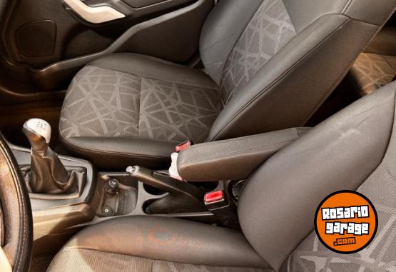 Autos - Ford FORD FIESTA KINETIC 2013 Nafta 203000Km - En Venta