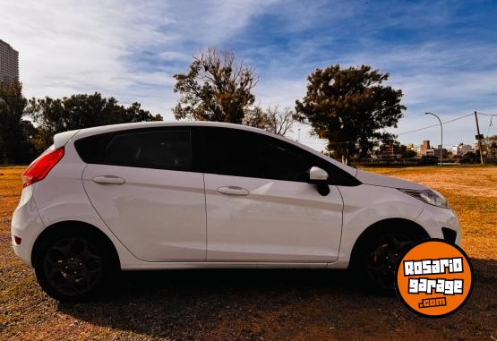 Autos - Ford FORD FIESTA KINETIC 2013 Nafta 203000Km - En Venta