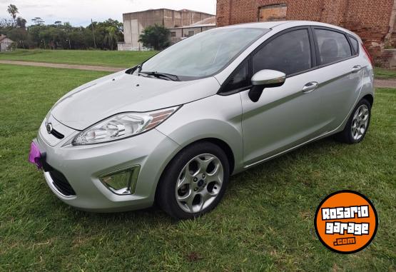 Autos - Ford Fiesta Kinetic Design Tit 2013 Nafta 115000Km - En Venta