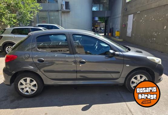 Autos - Peugeot 207 2011 Nafta 73000Km - En Venta