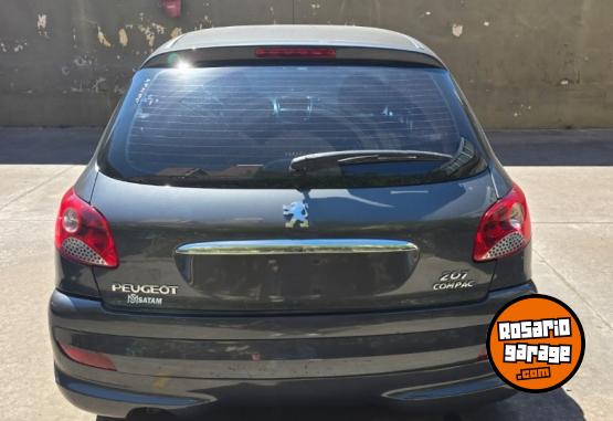 Autos - Peugeot 207 2011 Nafta 73000Km - En Venta