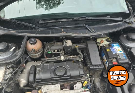 Autos - Peugeot 207 2011 Nafta 73000Km - En Venta