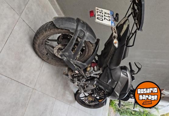 Motos - Bajaj Rouser 2020 Nafta 13000Km - En Venta