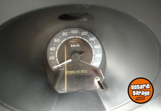 Camionetas - Toyota Hilux dx 2.5 2010 Diesel 190000Km - En Venta