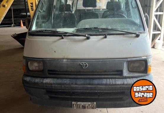 Utilitarios - Toyota Hiace 1996 Diesel 1Km - En Venta