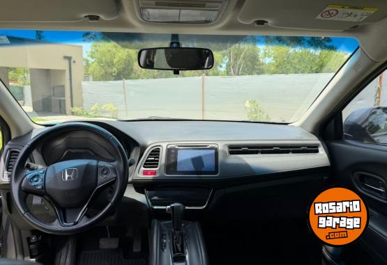 Camionetas - Honda HRV EXL CVT 2017 Nafta 113000Km - En Venta