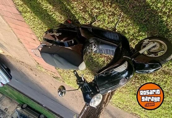 Motos - Motomel 150 cc 2014 Nafta 8000Km - En Venta