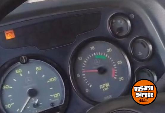 Camiones y Gr�as - MERCEDES BENZ 1620 - MODELO 2007 - En Venta