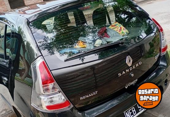 Autos - Renault Sandero Privilege Nav 1.6 2013 Nafta 140000Km - En Venta