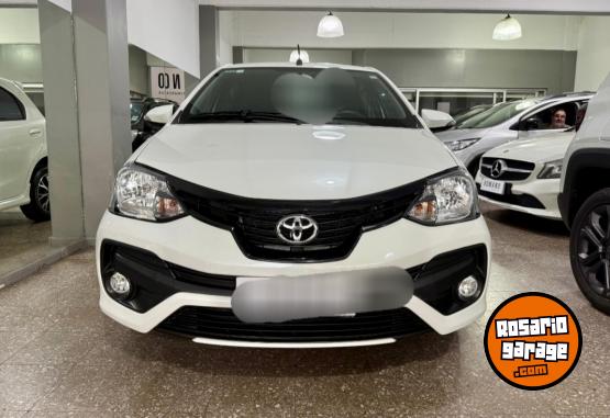 Autos - Toyota Etios 2019 Nafta 36000Km - En Venta