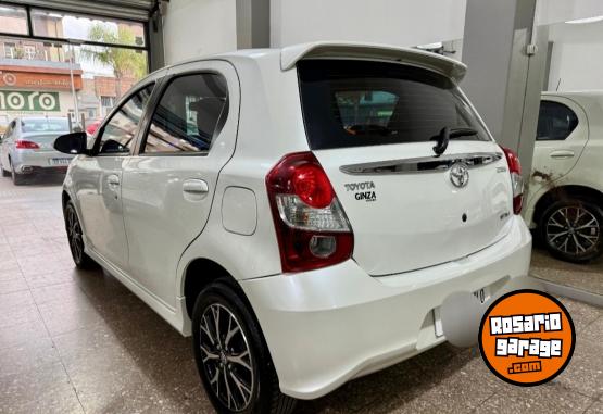 Autos - Toyota Etios 2019 Nafta 36000Km - En Venta