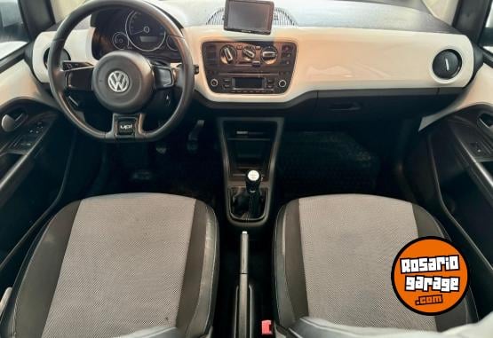 Autos - Volkswagen Up White 2015 Nafta 110000Km - En Venta