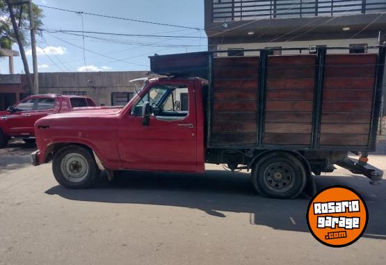 Camionetas - Ford F100 1985 Diesel 300000Km - En Venta