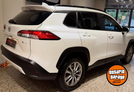 Autos - Toyota COROLLA CROSS XLI 2021 Nafta 73000Km - En Venta