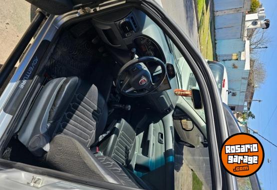 Utilitarios - Fiat Strada aventure 2017 Nafta 30000Km - En Venta