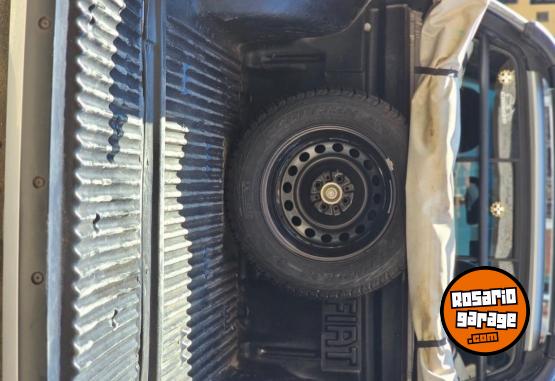 Utilitarios - Fiat Strada aventure 2017 Nafta 30000Km - En Venta