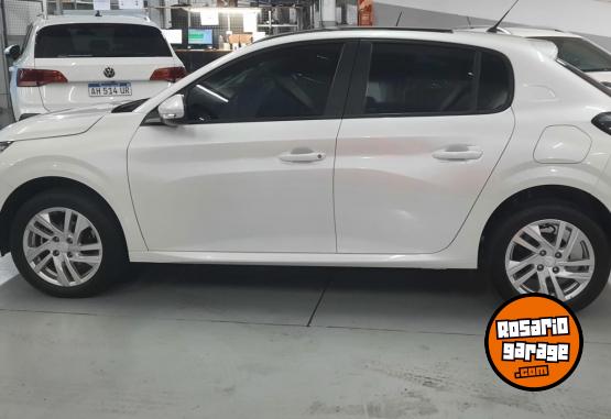 Autos - Peugeot 208 ACTIVE MT 5P 2022 Nafta 42000Km - En Venta