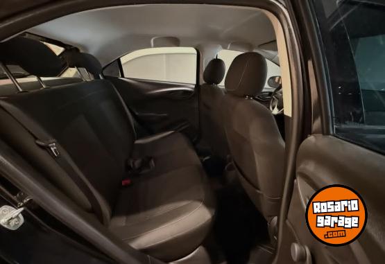 Autos - Chevrolet ONIX LT 2017 Nafta 99000Km - En Venta