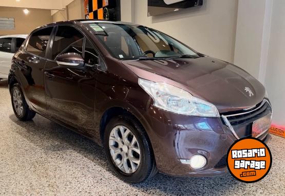 Autos - Peugeot 208 ALLURE TOUCHSCREEN 2014 Nafta 113000Km - En Venta