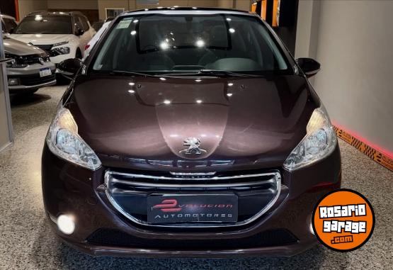 Autos - Peugeot 208 ALLURE TOUCHSCREEN 2014 Nafta 113000Km - En Venta