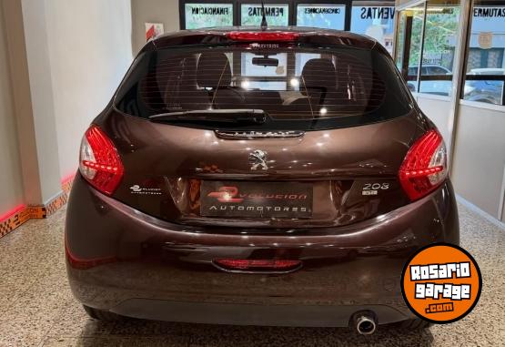 Autos - Peugeot 208 ALLURE TOUCHSCREEN 2014 Nafta 113000Km - En Venta