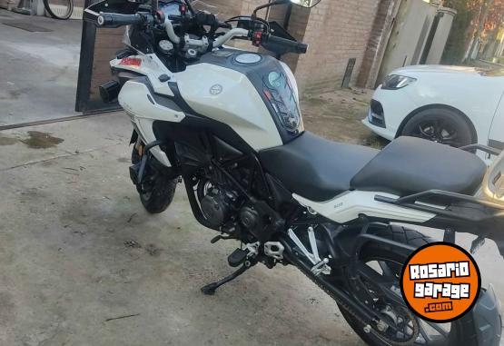 Motos - Benelli TRK 502 2018 Nafta 21000Km - En Venta