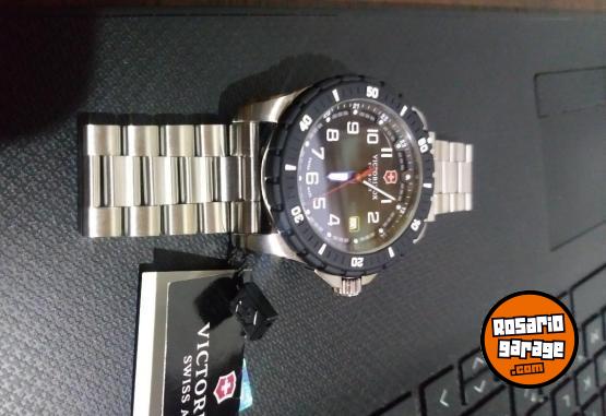 Indumentaria - RELOJ - En Venta