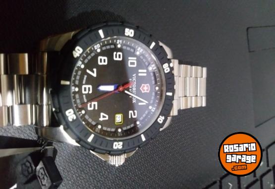 Indumentaria - RELOJ - En Venta