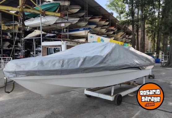 Embarcaciones - Lancha Carubia 5,20 Yamaha 40hp - En Venta