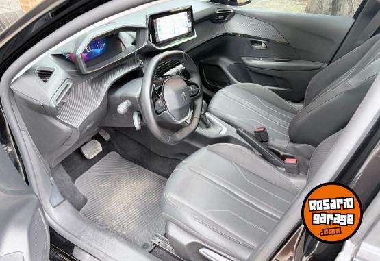 Autos - Peugeot 208 felline 2023 Nafta 13500Km - En Venta