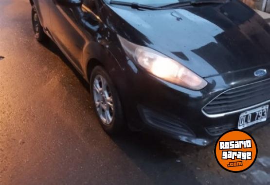 Autos - Ford Fiesta Kinteick 2014 GNC 140000Km - En Venta