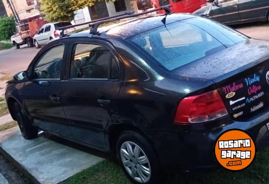 Autos - Volkswagen Voyage 2012 GNC 330000Km - En Venta