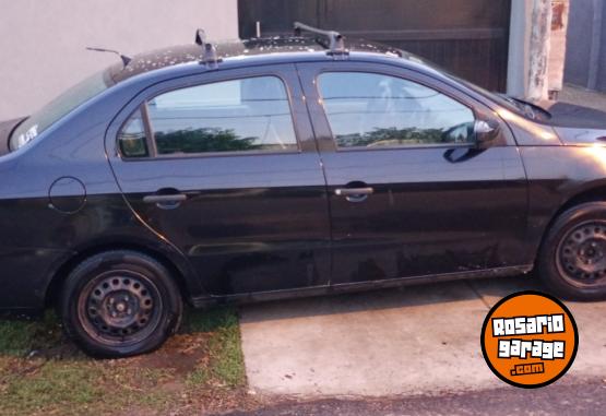 Autos - Volkswagen Voyage 2012 GNC 330000Km - En Venta