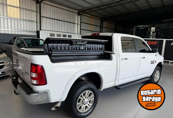 Camionetas - RAM 2500 Laramie 2018 Diesel 150000Km - En Venta